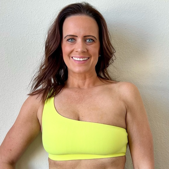 Meet your Posher, Jessica - Picture 1 of 1